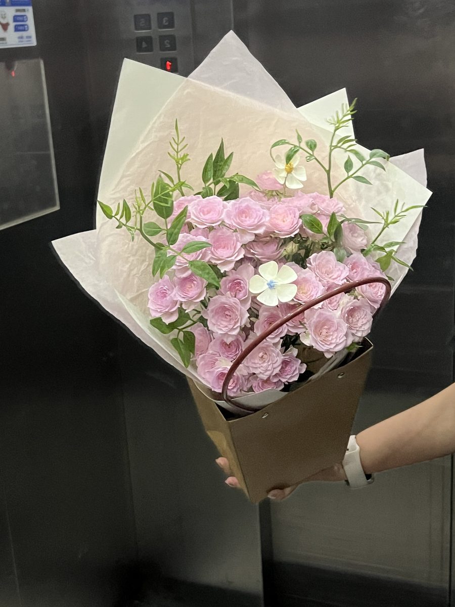 Floral arrangement No. 11